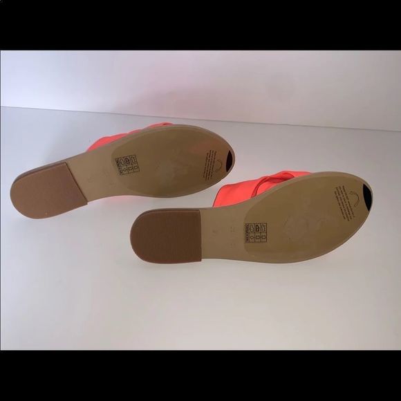 Free People Sandal SOLD - Picture 3 of 5